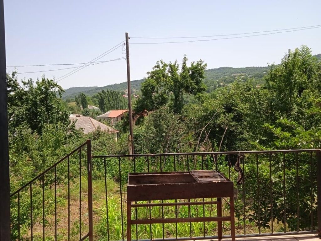 70 kv. m, 3 otaqlı, İşıq, Kanalizasiya, Kombi