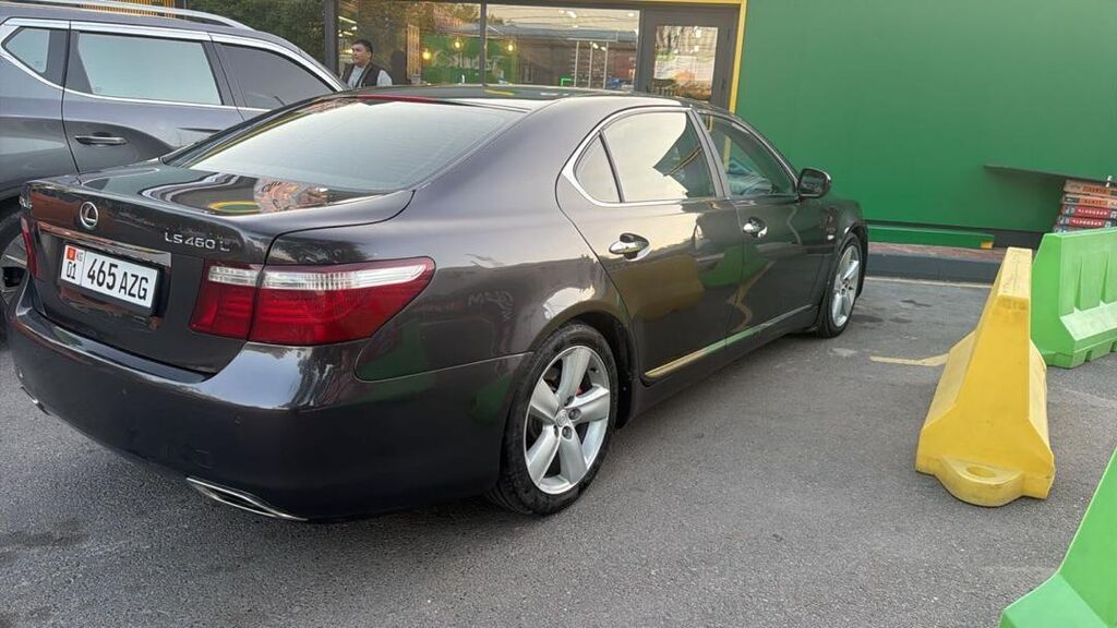 Lexus LS: 2008 г., 4.6 л, Автомат, Бензин, Седан: фото 3