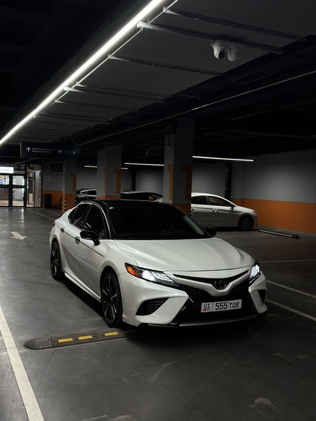 Toyota Camry: 2019 г., 2.5 л, Автомат, Бензин, Седан: фото 2