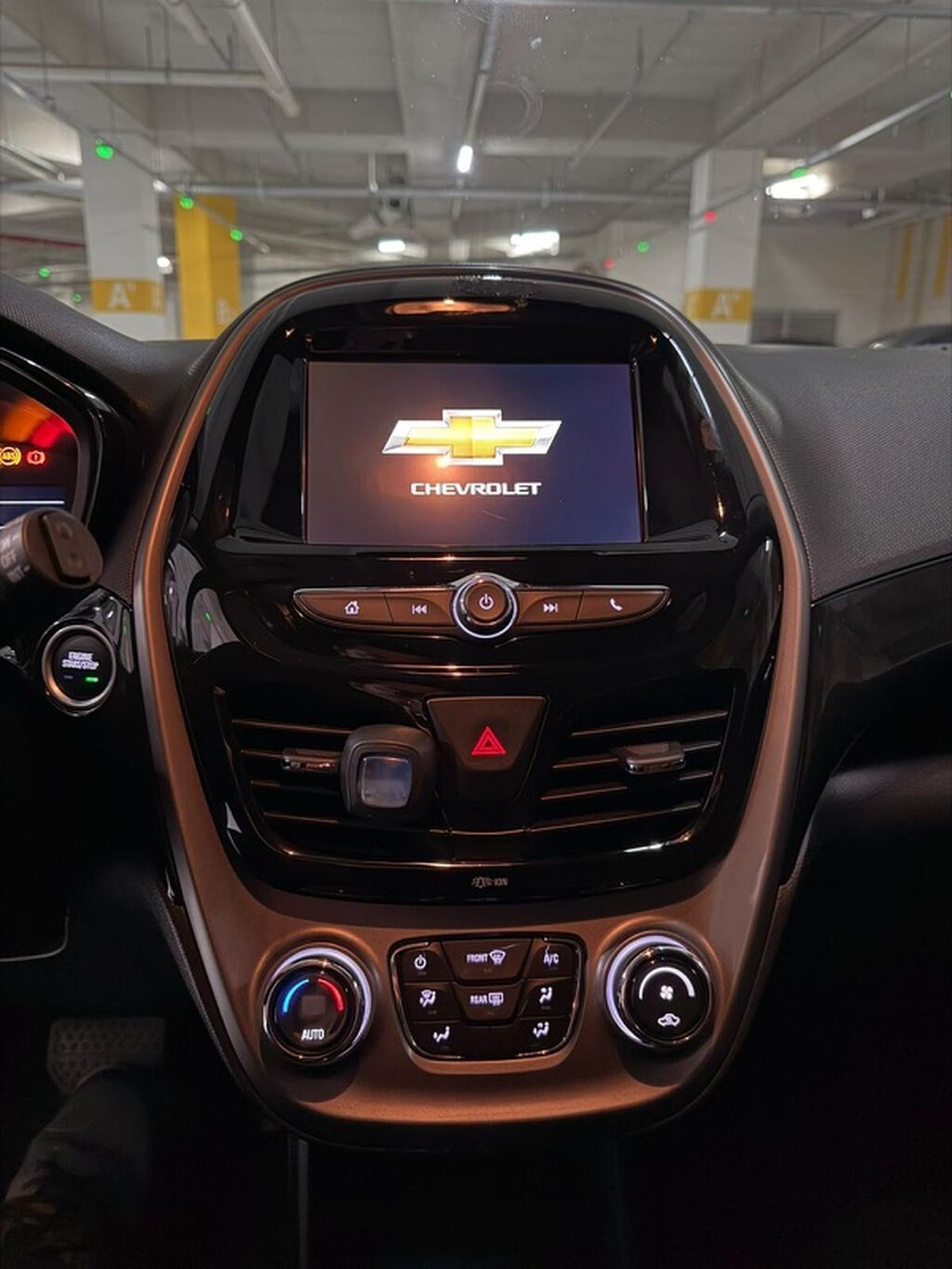 Chevrolet Spark: 2020 г., 1 л, Автомат, Бензин, Хэтчбэк: фото 7