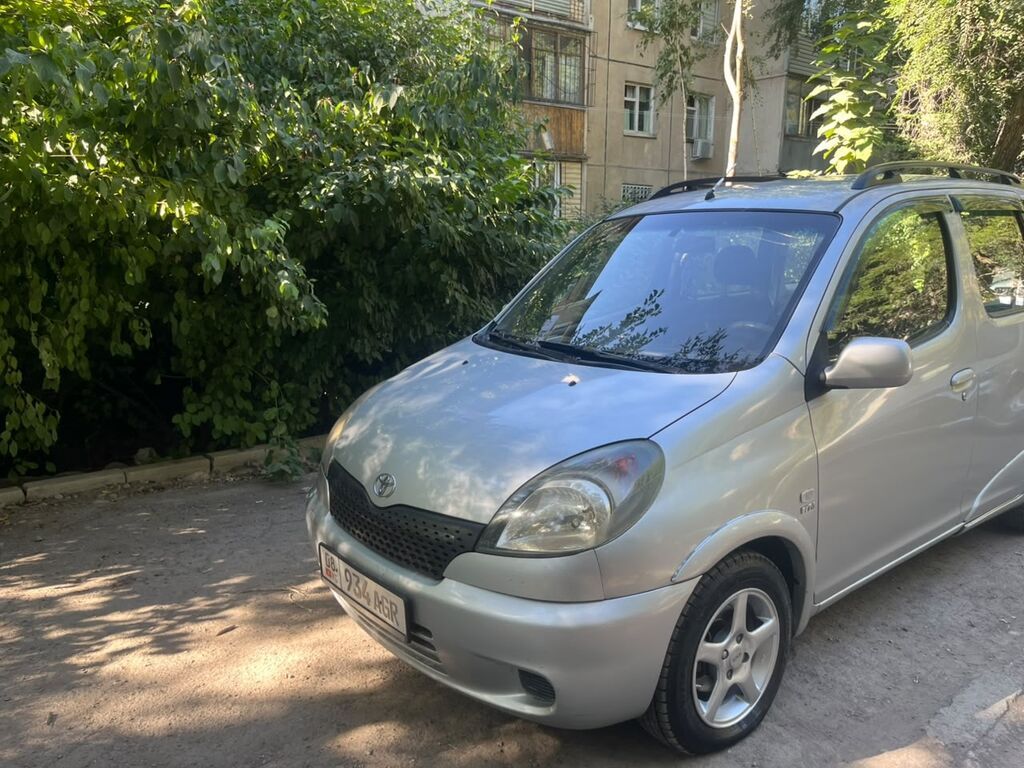 Toyota Yaris Verso: 2002 г., 1.3 л, Автомат, Бензин, Универсал: фото 7