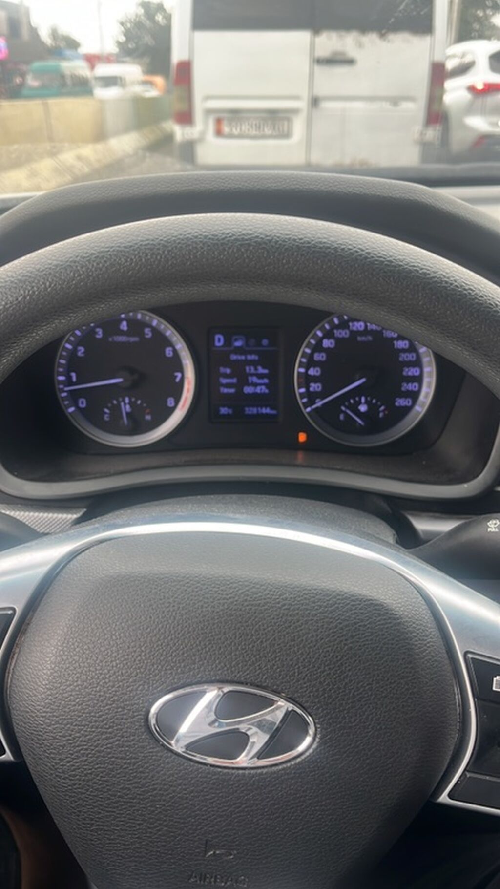 Hyundai Accent: 2014 г., 1.6 л, Автомат, Бензин, Седан: фото 7