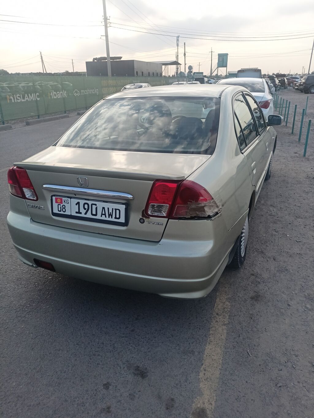 Honda Civic: 2004 г., Автомат, Бензин, Седан: фото 4