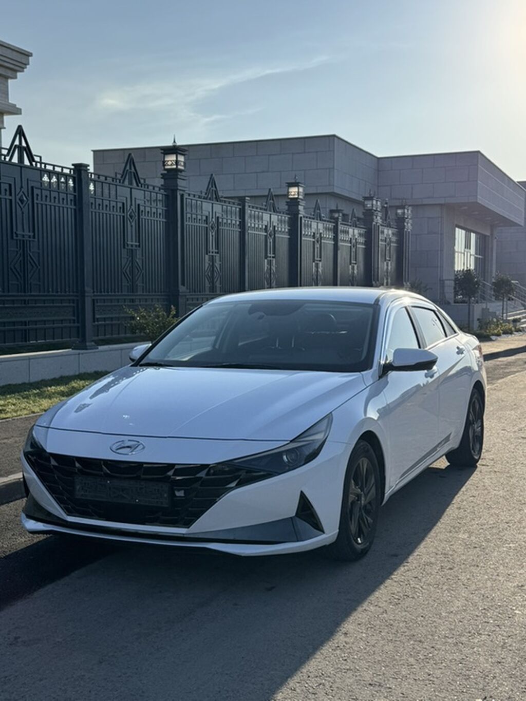 Hyundai Avante: 2021 г., 1.6 л, Робот, Гибрид, Седан: фото 6