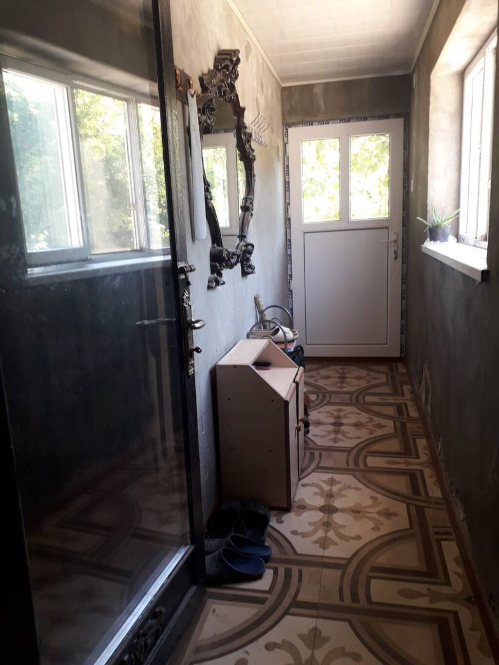 Albalı 4 otaqlı, 90 kv. m, Orta təmir