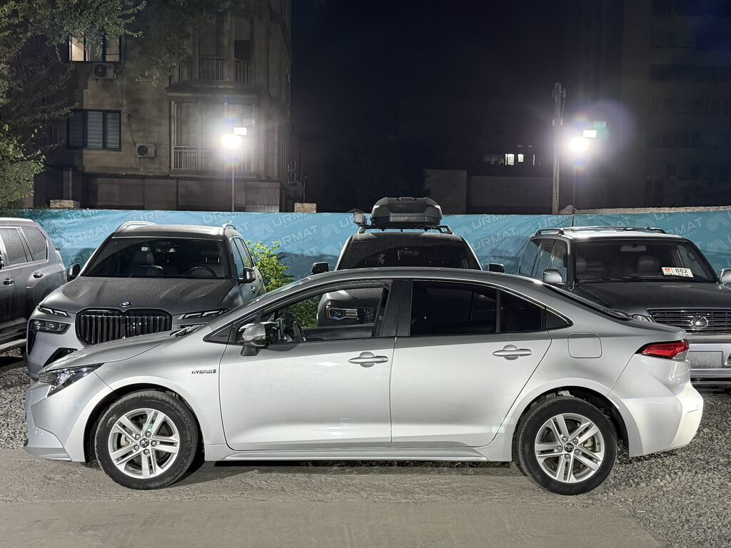 Toyota Levin: 2020 г., 1.8 л, Вариатор, Гибрид, Седан: фото 3