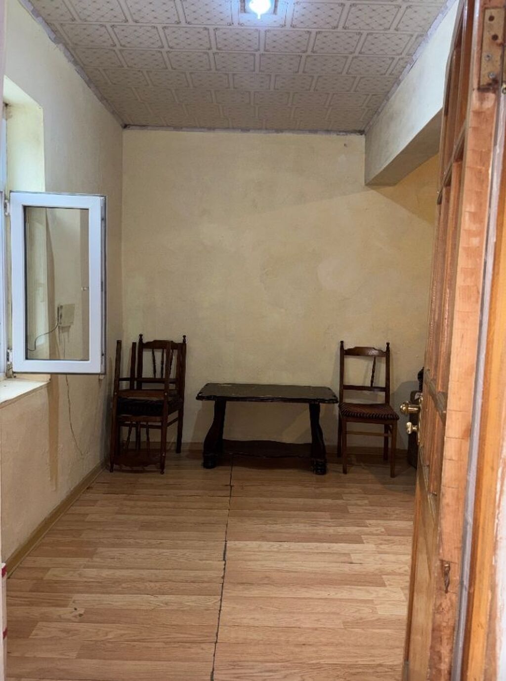 Badamdar qəs. 3 otaqlı, 65 kv. m