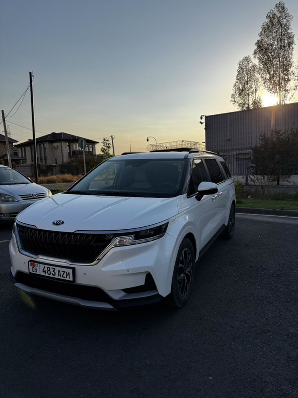 Kia Carnival: 2021 г., 2.2 л, Автомат, Дизель, Минивэн: фото 3
