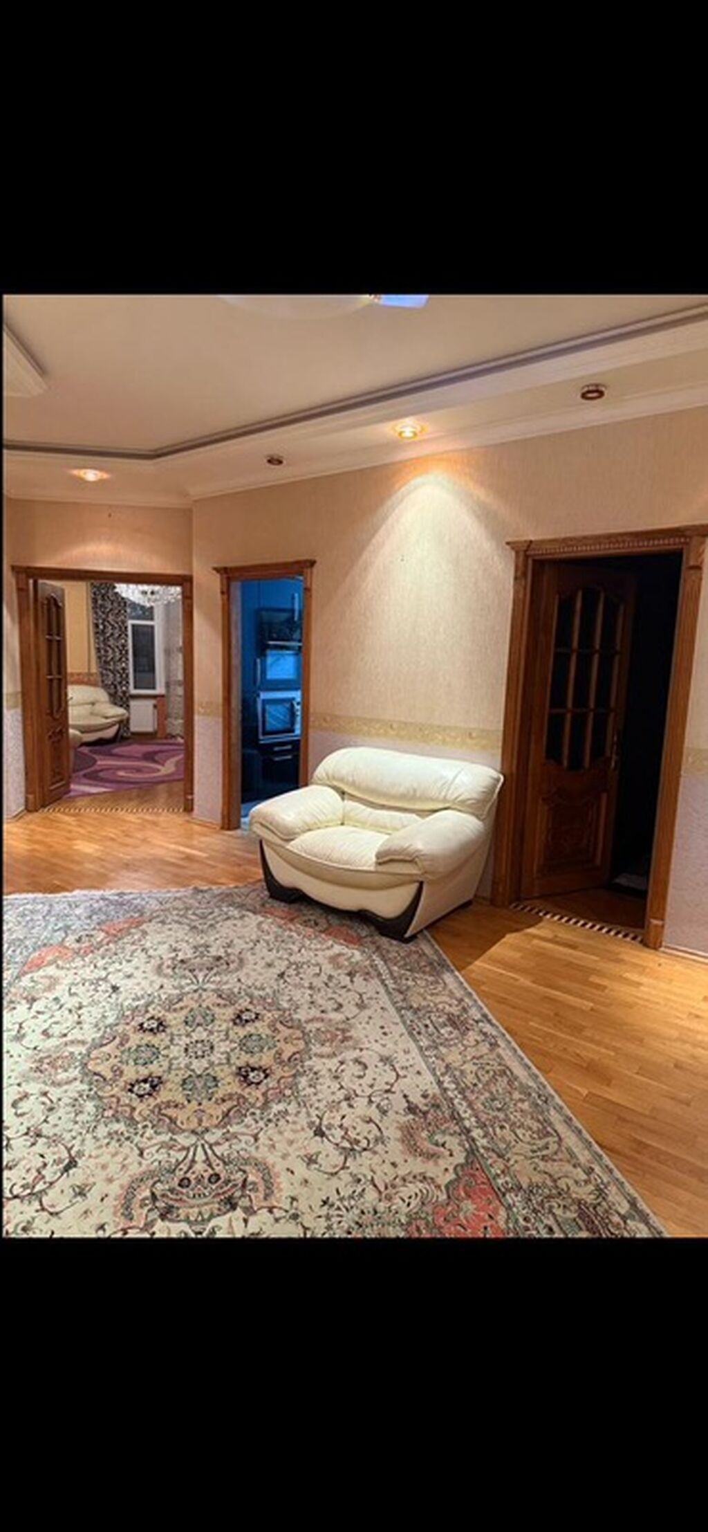 Bakı, Yeni Yasamal, 3 otaqlı, Köhnə tikili, m. İnşaatçılar, 117 kv. m