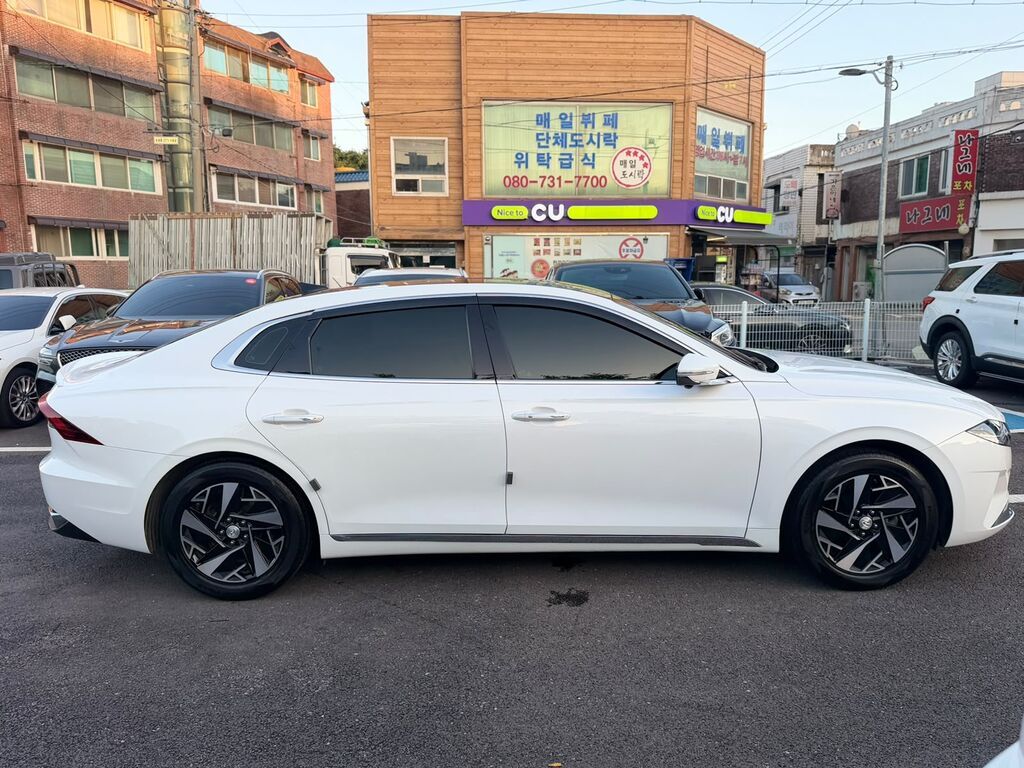 Hyundai Grandeur: 2020 г., 2.4 л, Автомат, Гибрид, Седан: фото 4
