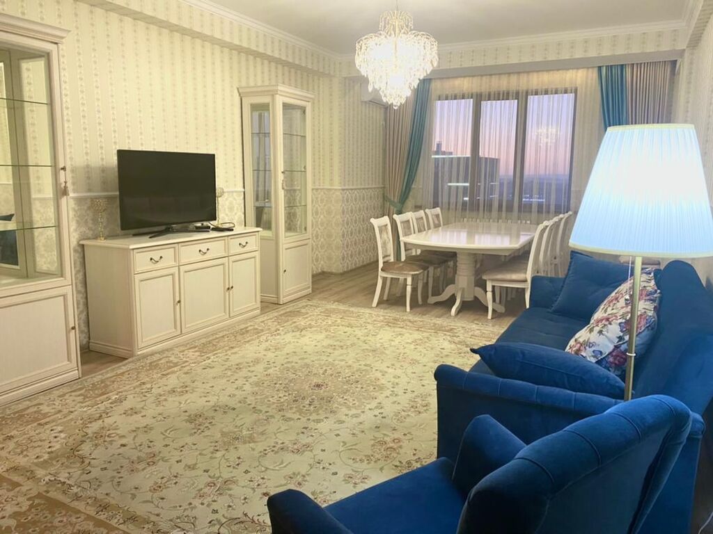 Сдаю светлую, уютную и просторную 4-х комнатную квартиру в центре: фото 3