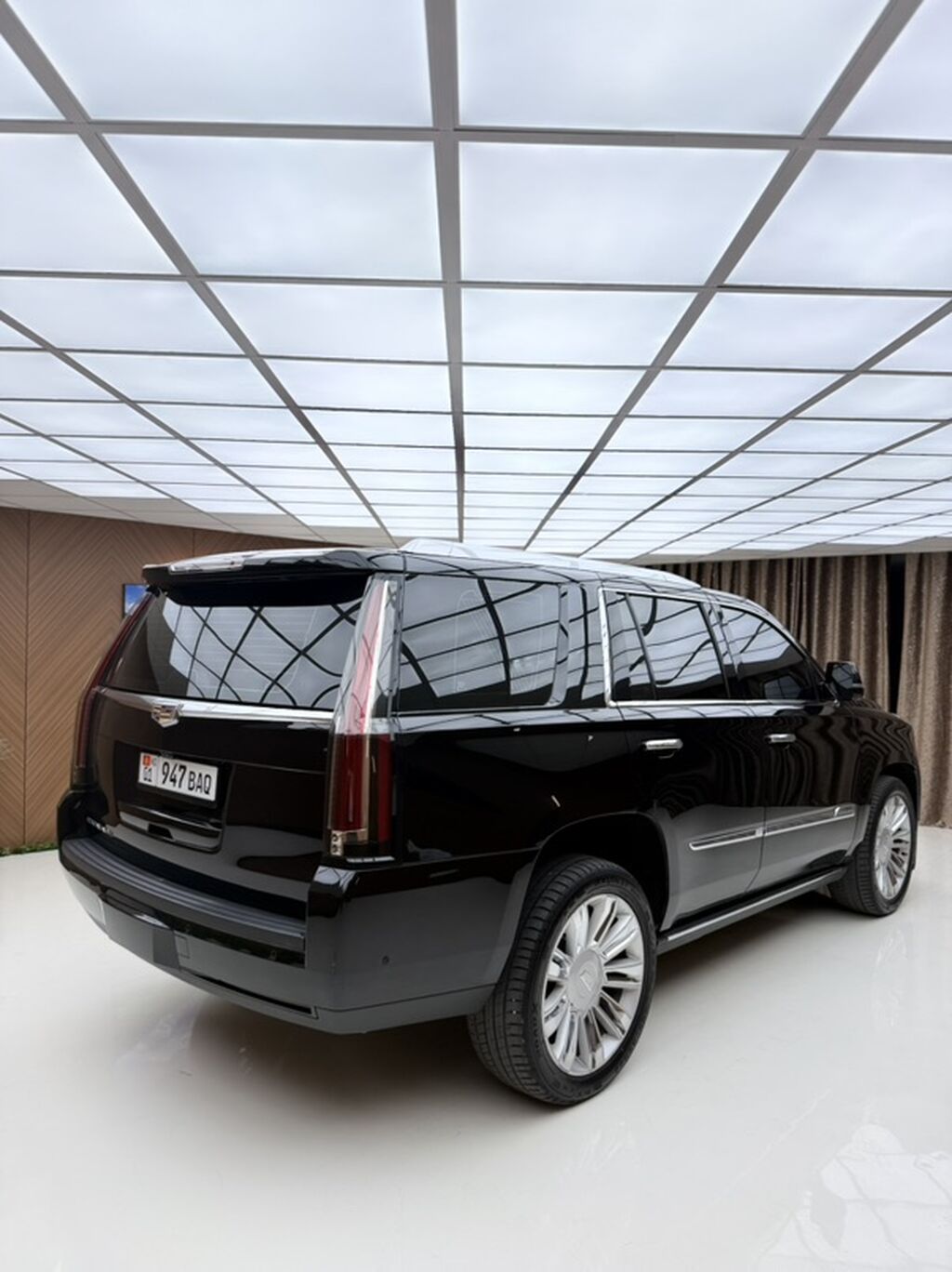 Cadillac Escalade: 2020 г., 6.2 л, Автомат, Бензин, Внедорожник — фото 6