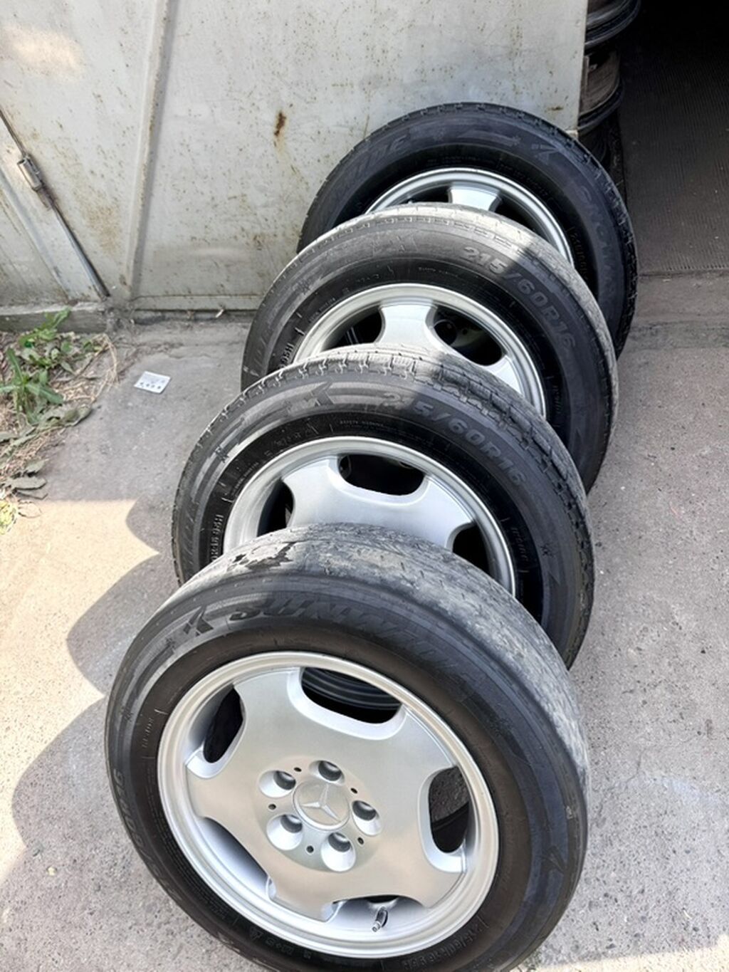 Колеса в сборе 215 / 60 / R 16, Зима, Б/у, Комплект, Легковые, Литые, отверстий - 5: фото 4