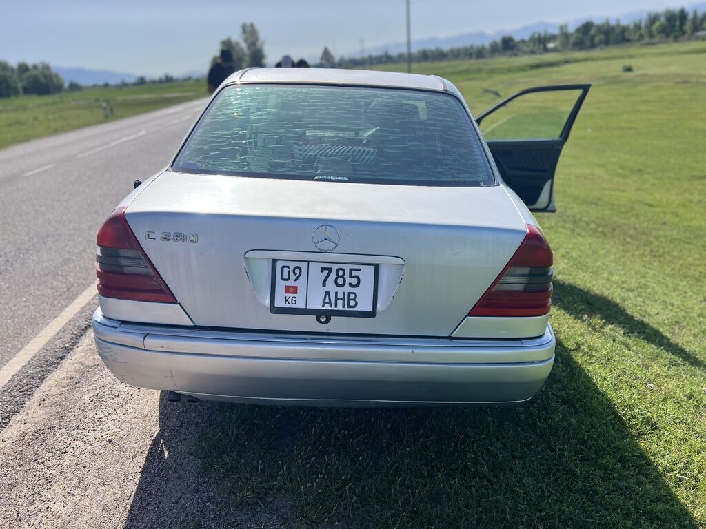 Mercedes-Benz C-Class: 1997 г., 2.8 л, Бензин, Седан: фото 6