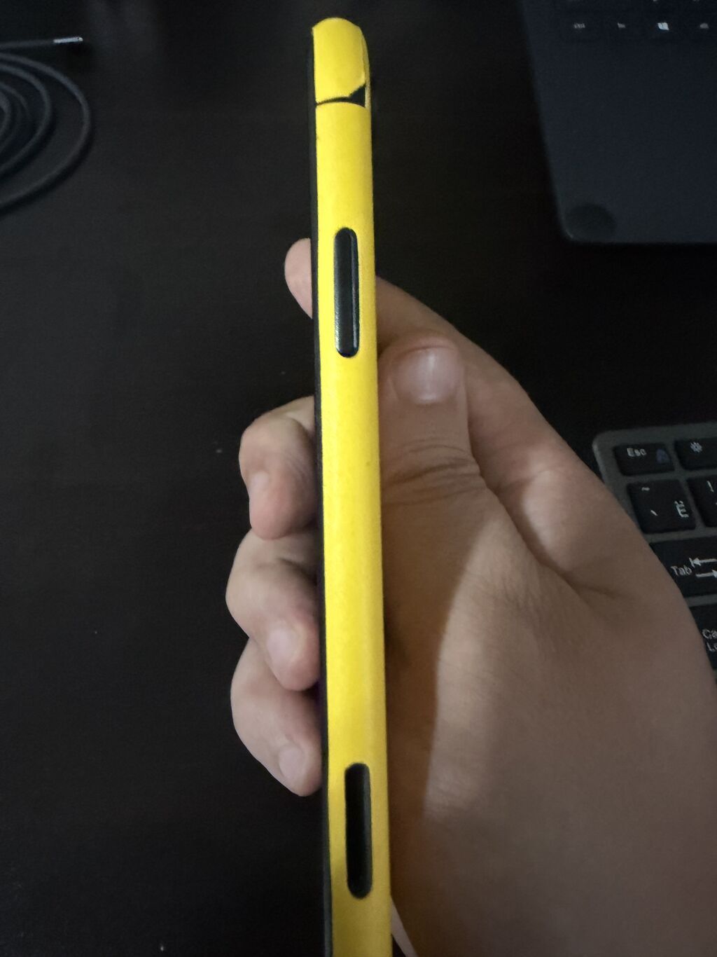 IPhone Xr, Б/у, 64 ГБ, Желтый, Чехол: фото 3