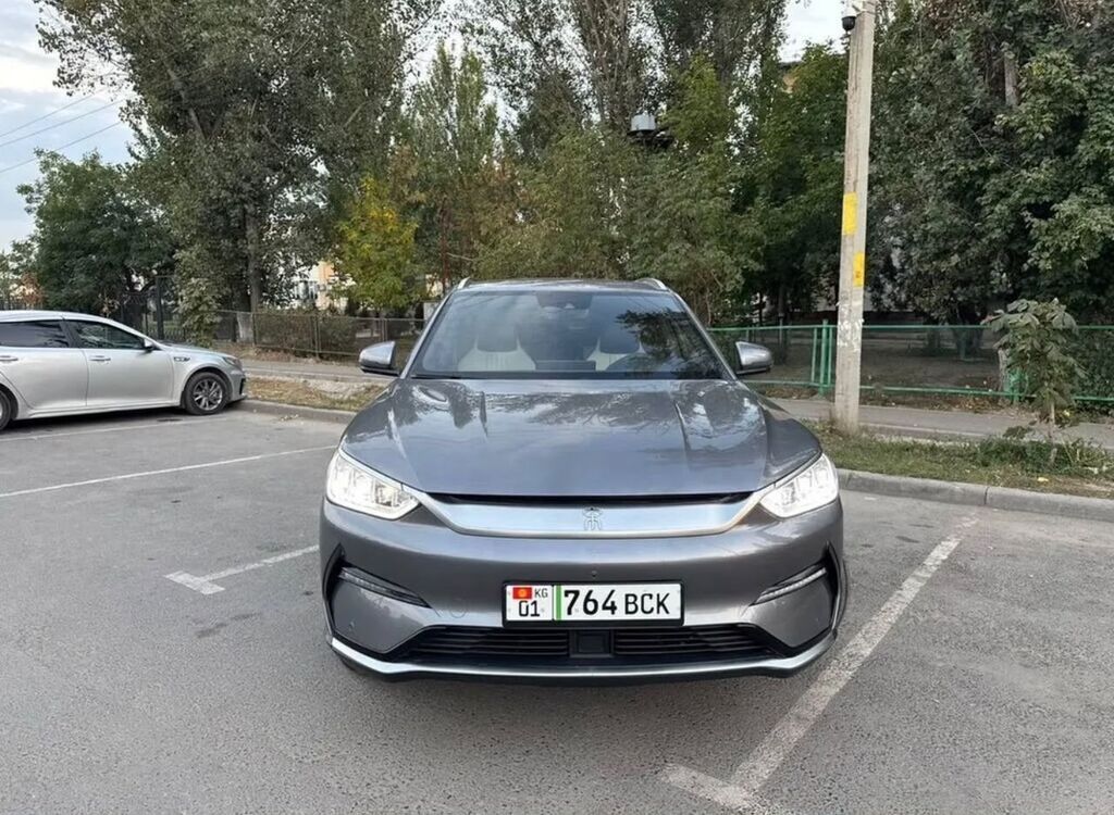BYD Song EV: 2022 г., Электромобиль, Кроссовер: фото 4
