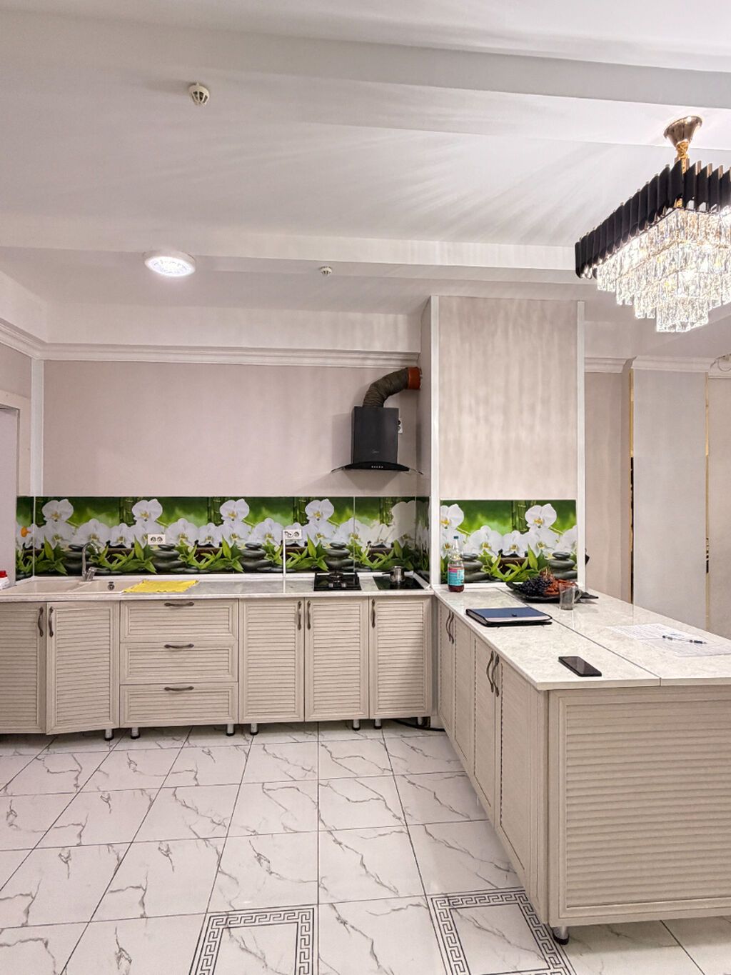 3 комнаты, 80 м², Золотой квадрат Элитка, 12 этаж, Евроремонт: фото 3