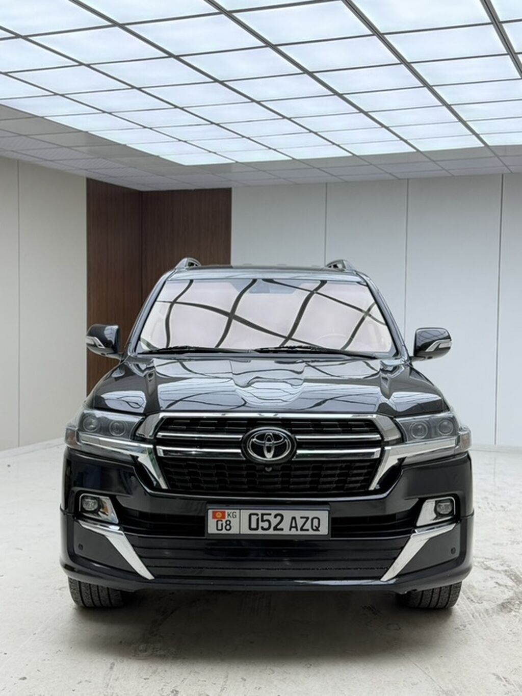 Toyota Land Cruiser: 2012 г., 4.5 л, Автомат, Бензин, Внедорожник: фото 2
