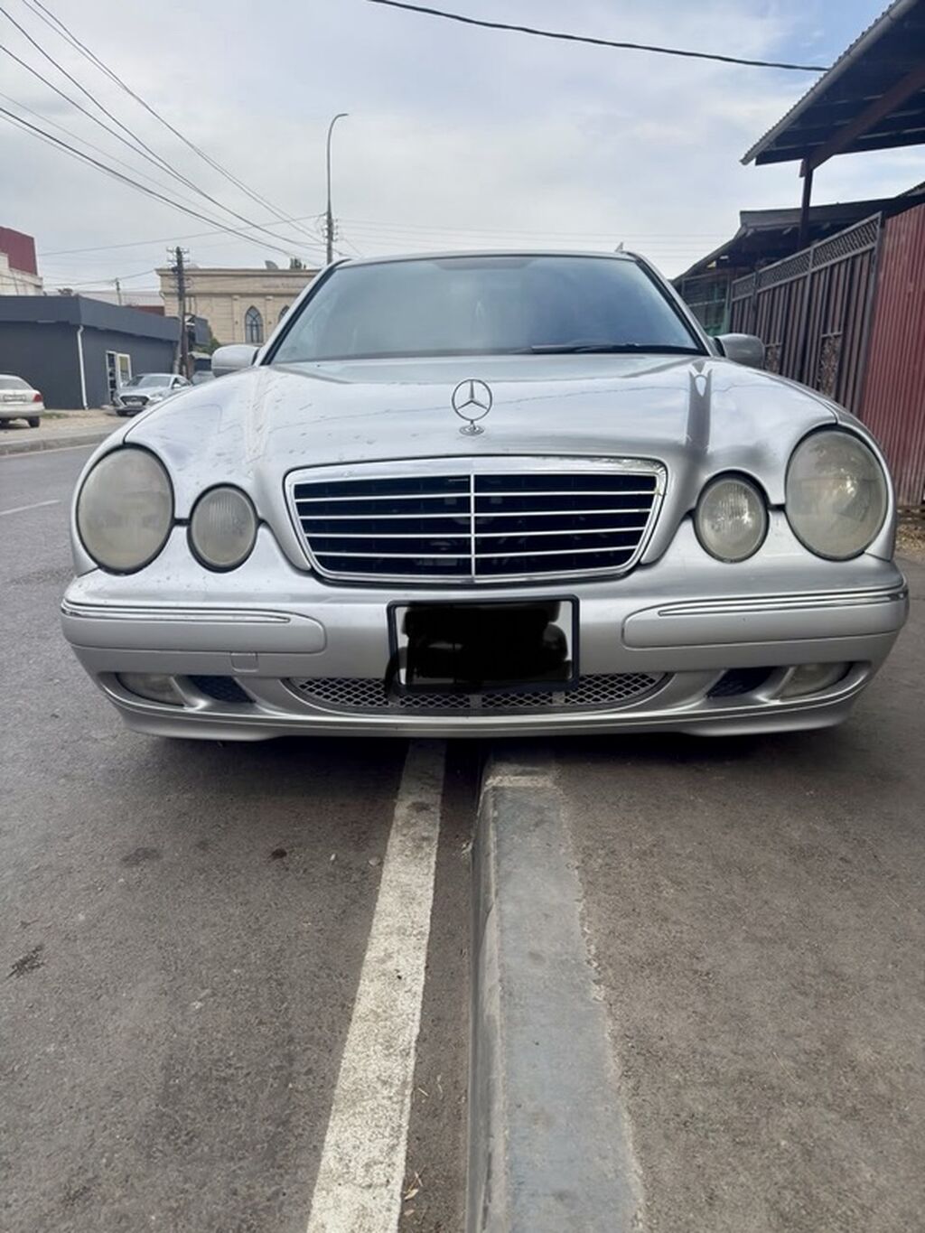 Mercedes-Benz E-Class: 2000 г., 3.2 л, Автомат, Бензин, Седан: фото 1
