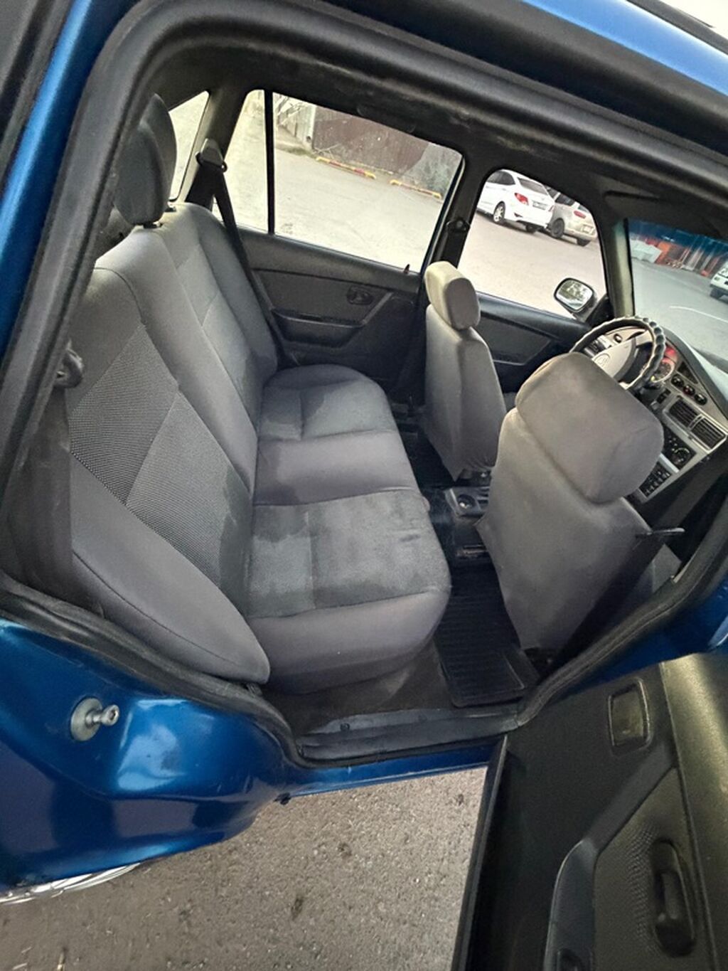 Daewoo Nexia: 2013 г., 1.5 л, Механика, Бензин, Седан: фото 5
