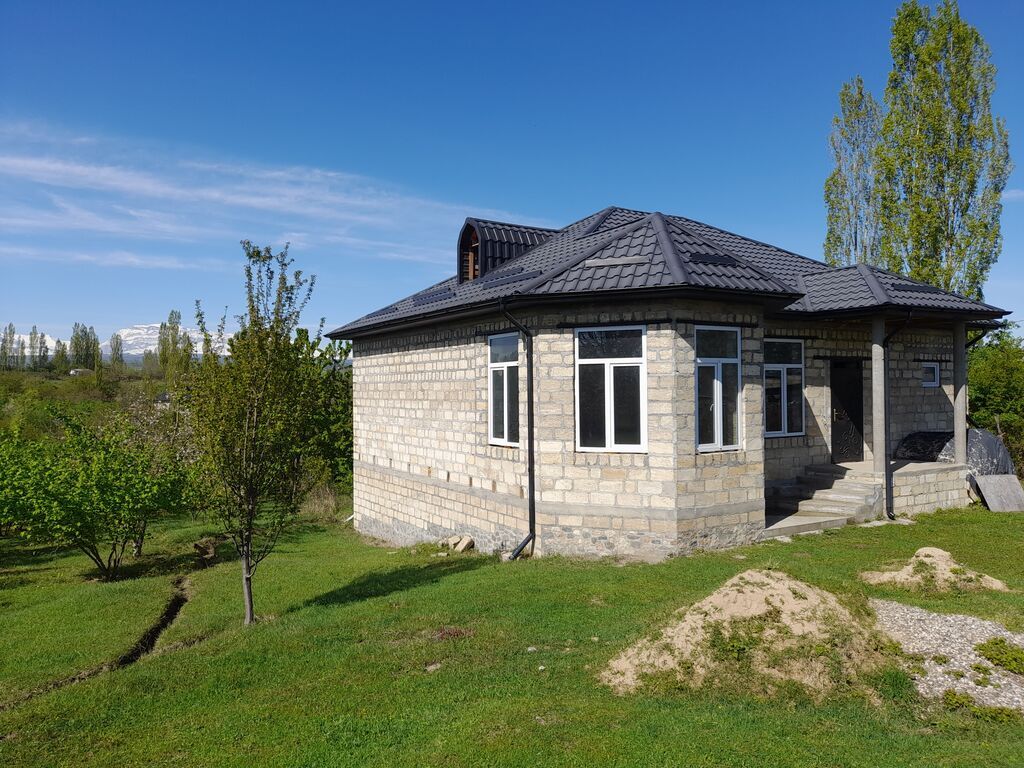 3 otaqlı, 130 kv. m, Kredit yoxdur, Təmirsiz