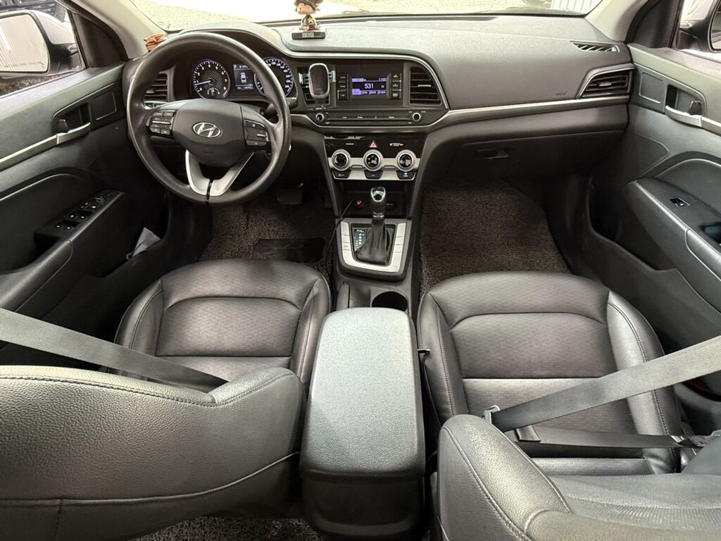 Hyundai Avante: 2019 г., 1.6 л, Автомат, Бензин, Седан: фото 7