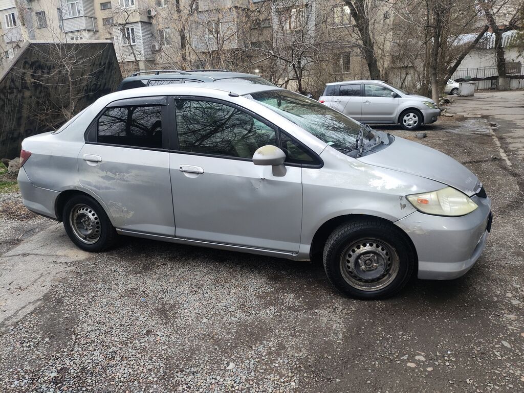 Сдаю Honda Fit под такси, Долгосрочно, | Залог, Предоплата, От 18 лет — фото 3