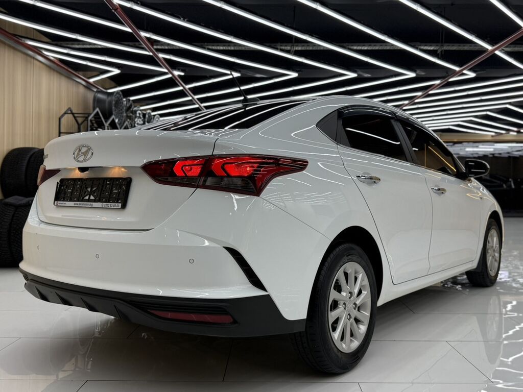 Hyundai Accent: 2020 г., 1.6 л, Автомат, Бензин, Седан: фото 4