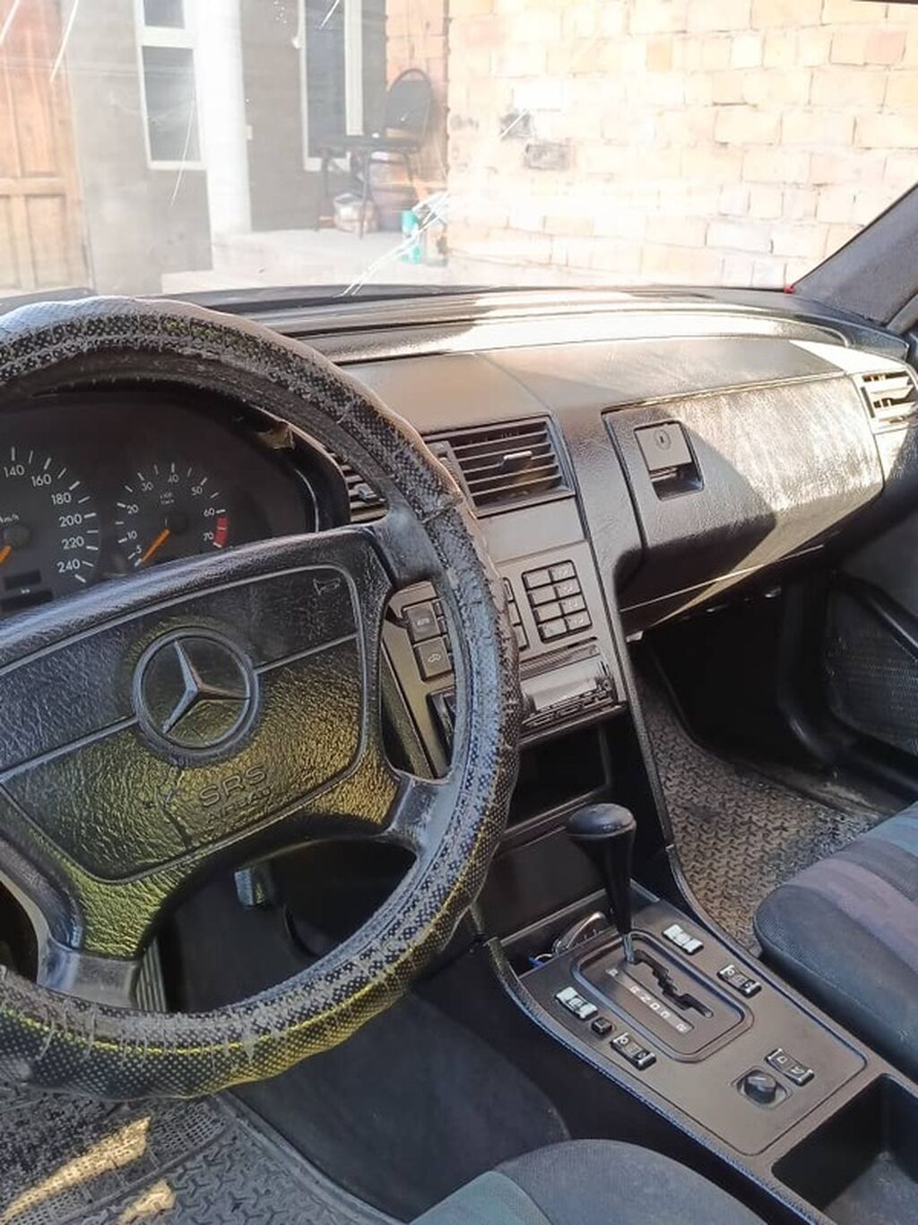 Mercedes-Benz C-Class: 1995 г., 2 л, Автомат, Бензин, Седан: фото 6
