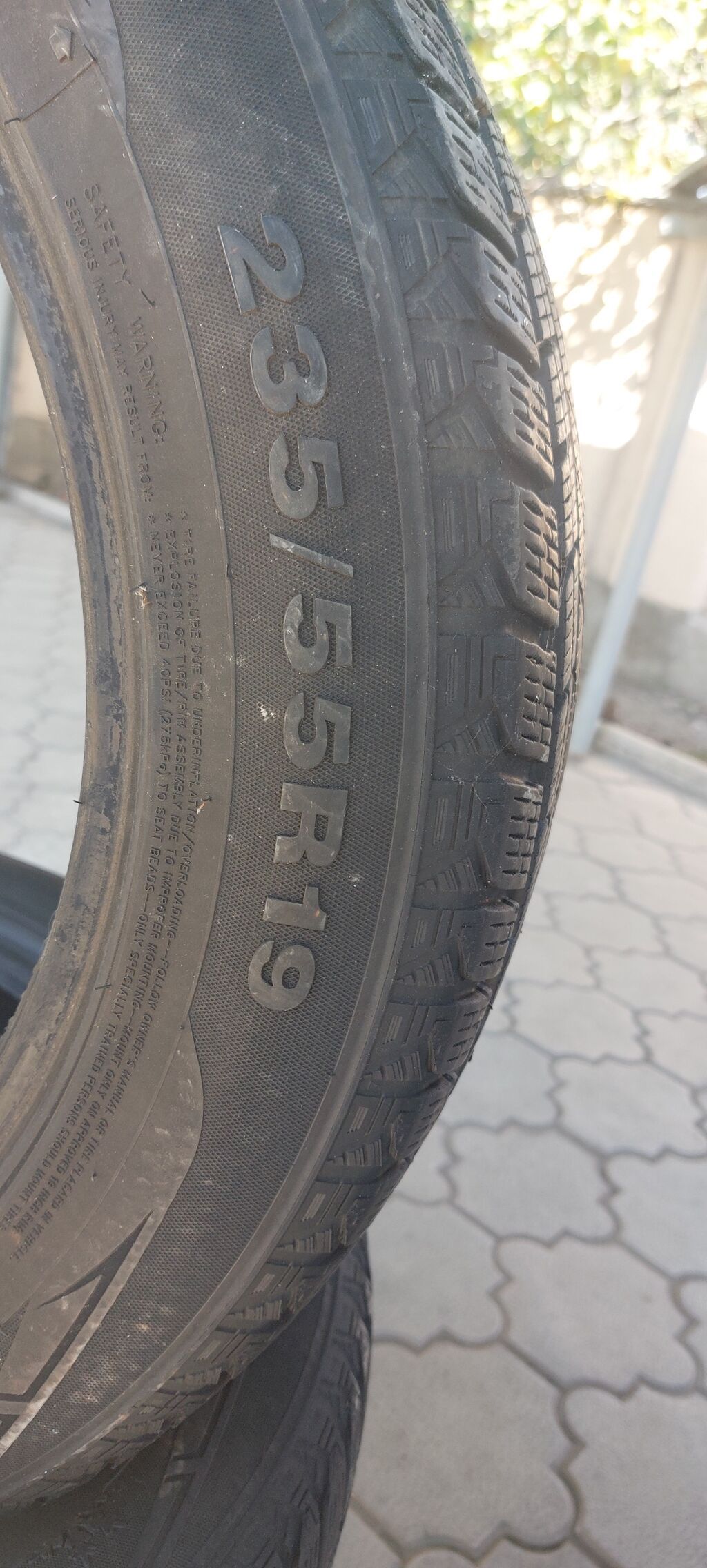Комплект шин Goform 235/55 R19 Продаю или меняю на зимние 225/55/18 На: фото 2