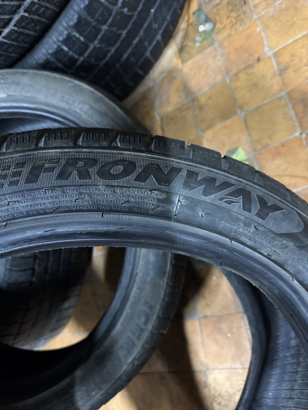 Колеса 245/45 R19, пара: фото 8