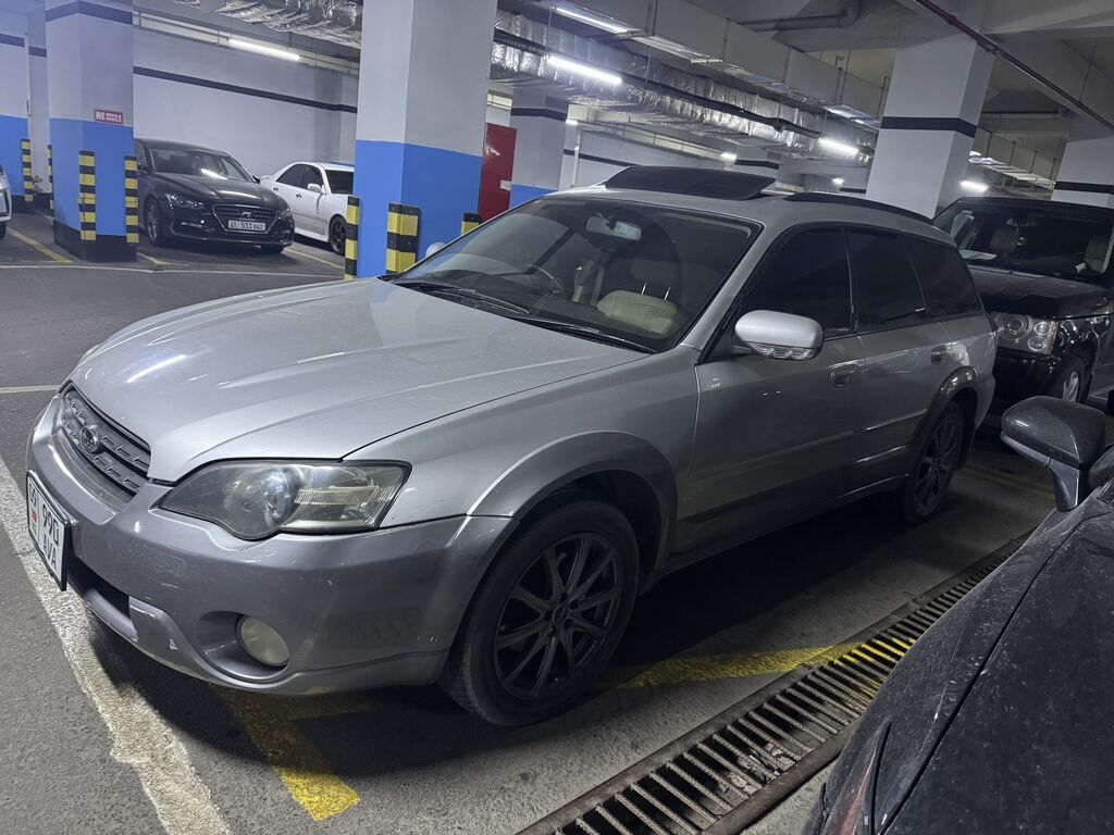 Subaru Outback: 2003 г., 3 л, Автомат, Газ, Универсал: фото 3