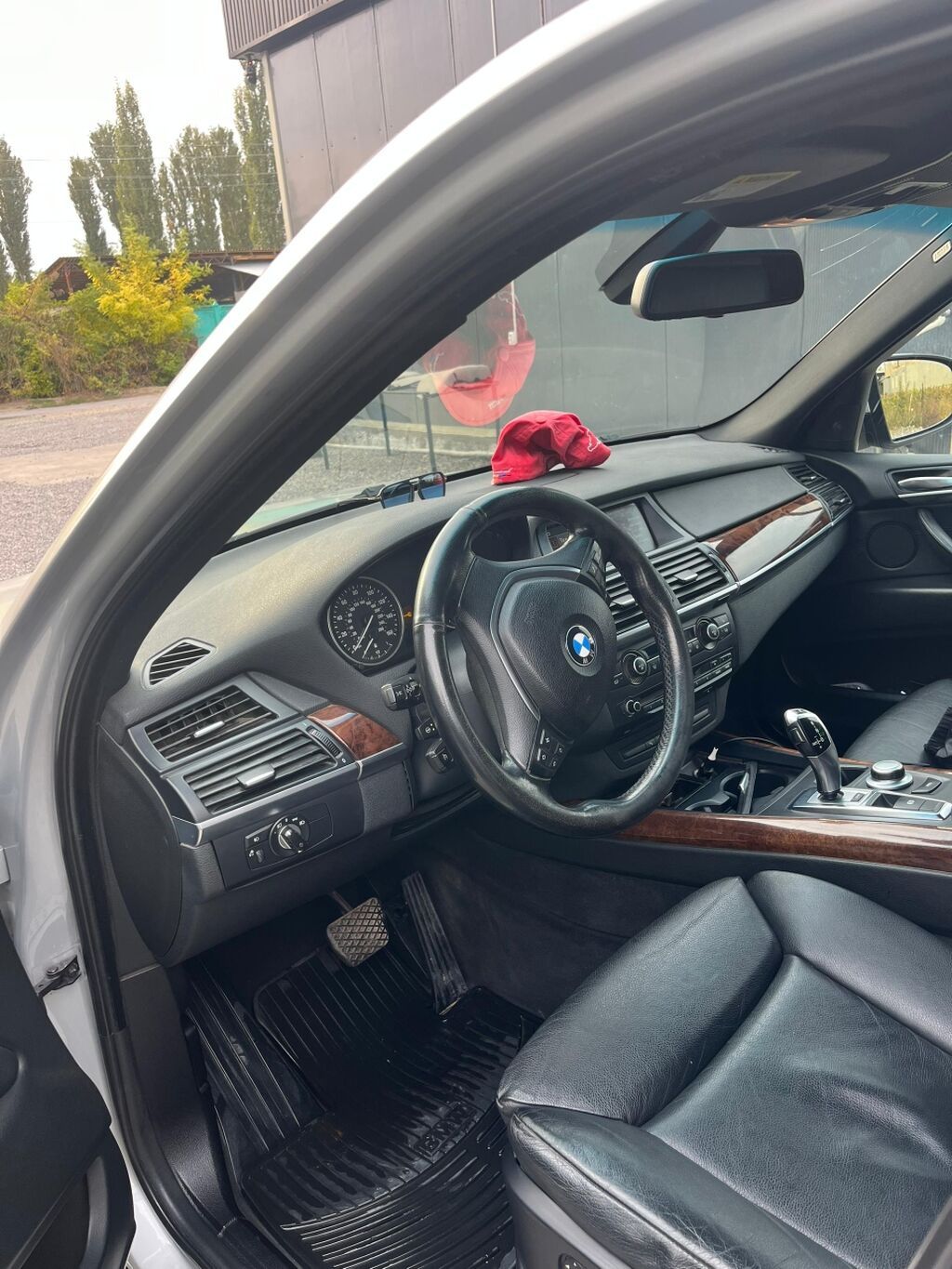 BMW X5: 2010 г., 4.8 л, Бензин, Кроссовер: фото 6