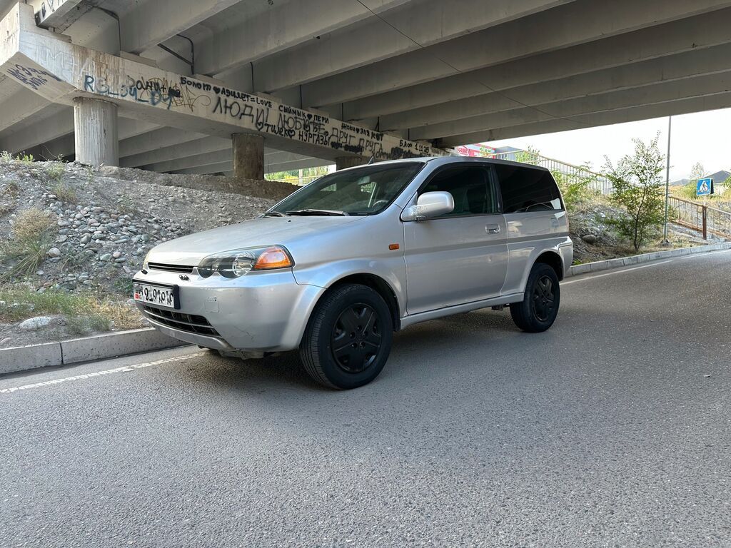 Honda HR-V: 1999 г., 1.6 л, Механика, Бензин, Кроссовер: фото 2