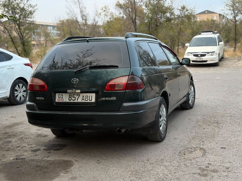 Toyota Avensis: 2000 г., 1.8 л, Механика, Бензин, Универсал: фото 5