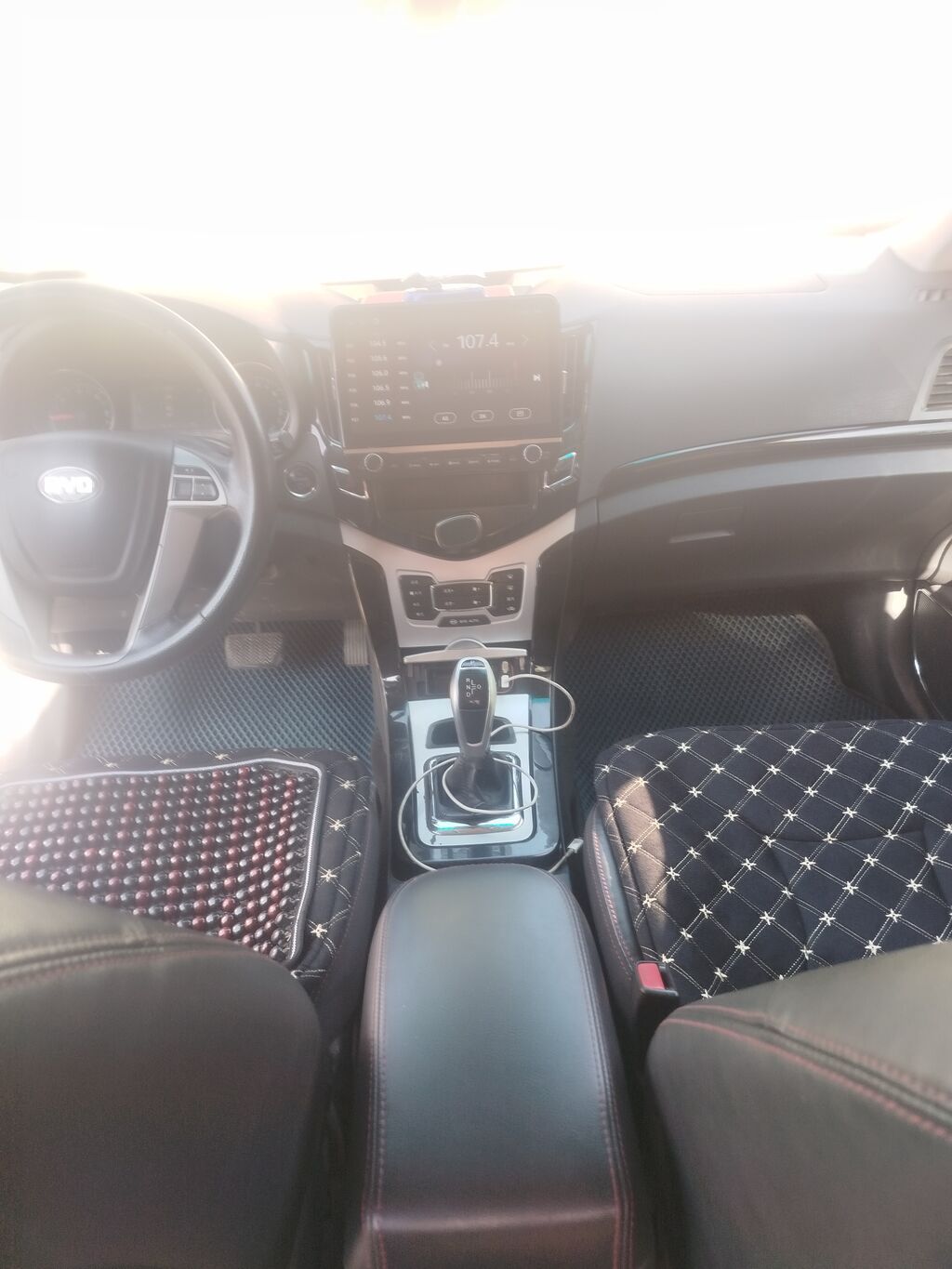 BYD E5: 2017 г., Автомат, Электромобиль, Седан: фото 3
