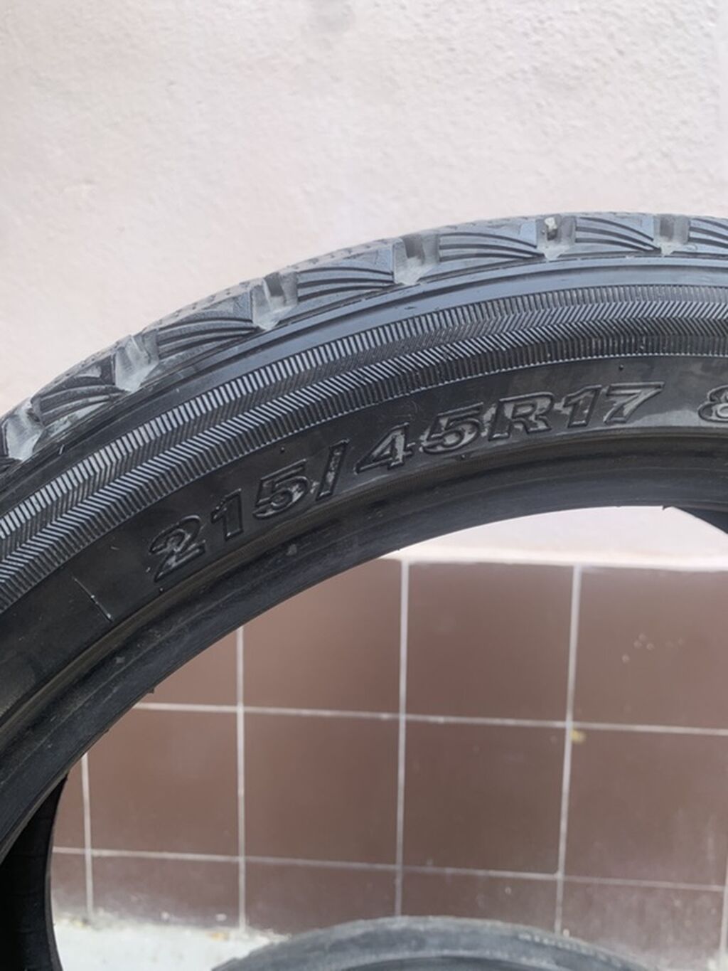 Шины 215 / 45 / R 17, Зима, Б/у, Комплект, Легковые, Nexen: фото 2