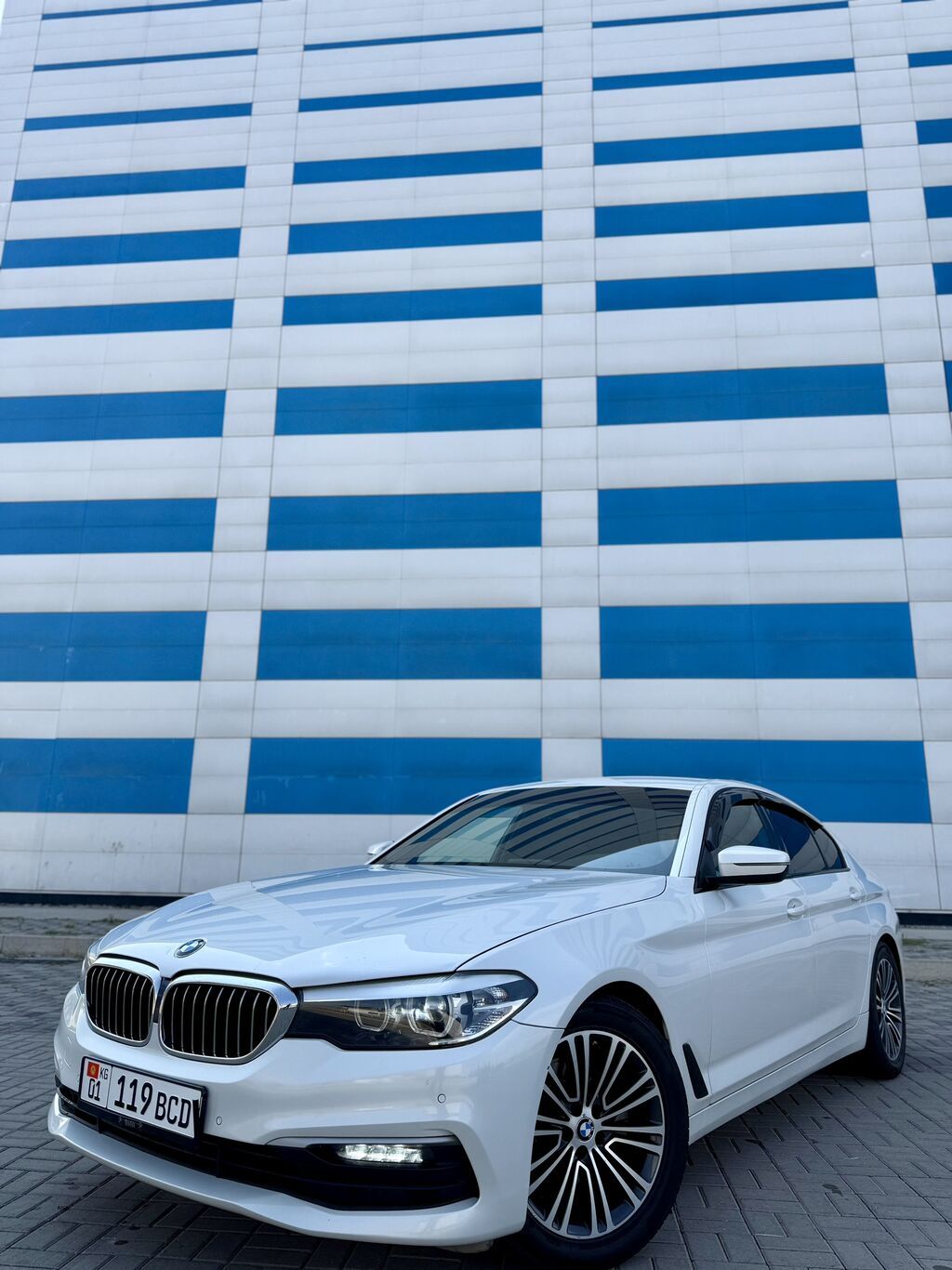 BMW 5 series: 2018 г., Автомат, Бензин, Седан: фото 1