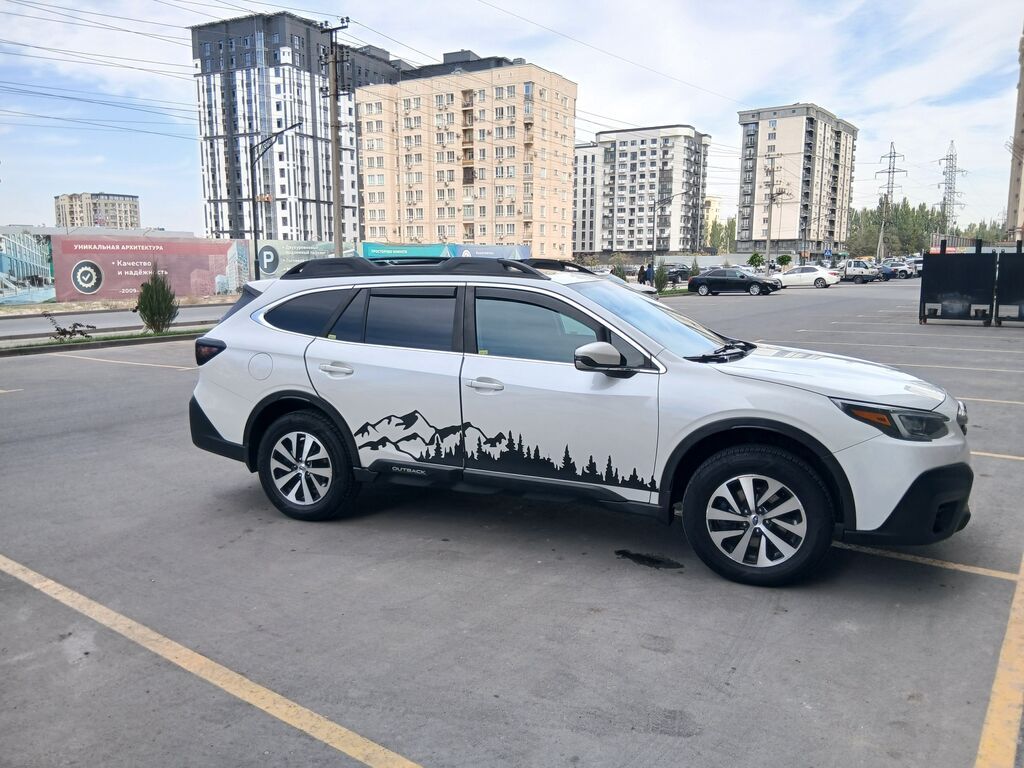 Subaru Outback: 2020 г., Универсал: фото 3