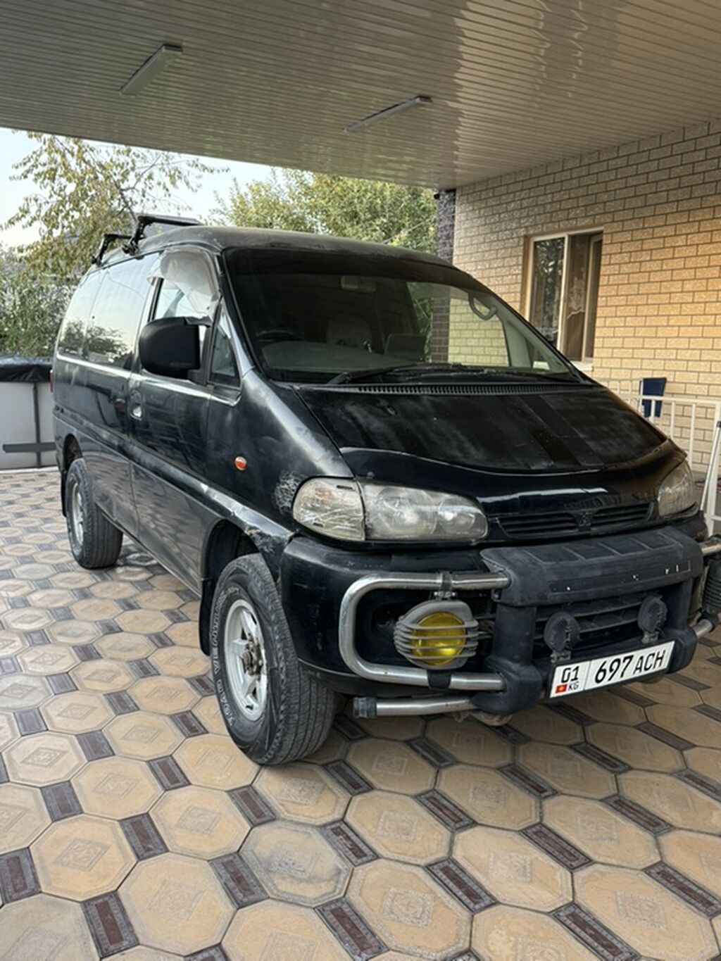 Mitsubishi Delica: 1996 г., 2.4 л, Автомат, Бензин, Минивэн: фото 3