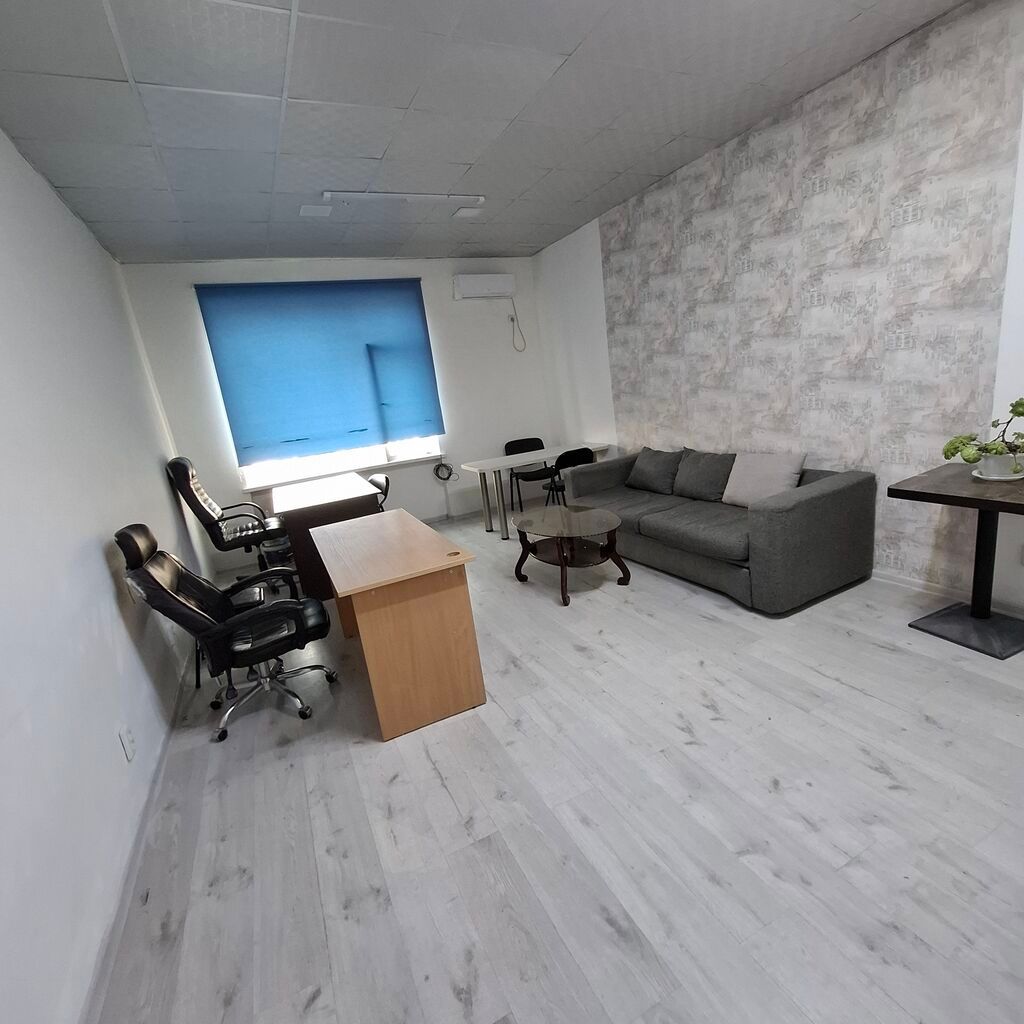Аренда офисов, 25 м², В административном здании