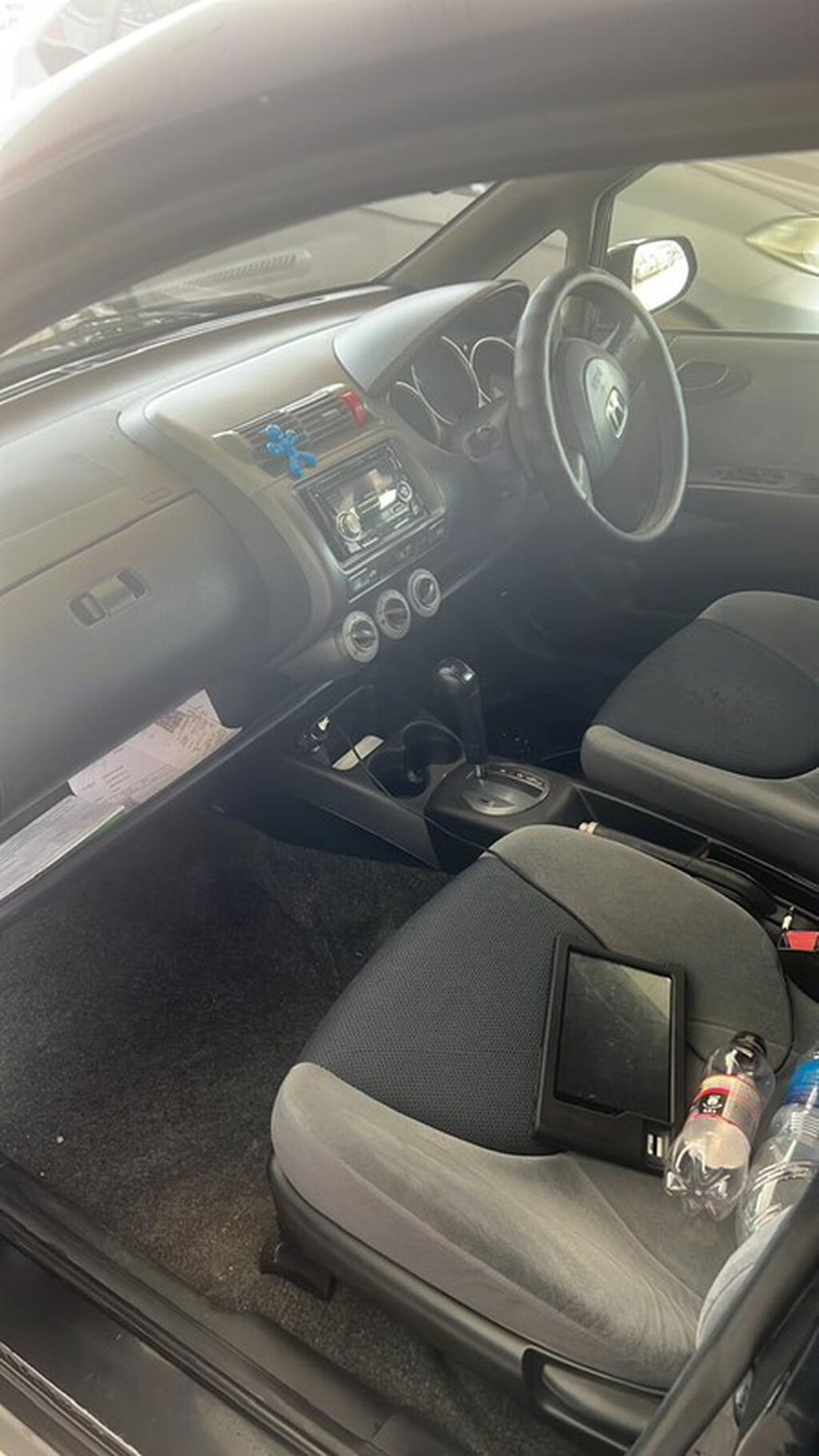 Honda Fit: 2003 г., 1.3 л, Автомат, Бензин, Хэтчбэк: фото 7