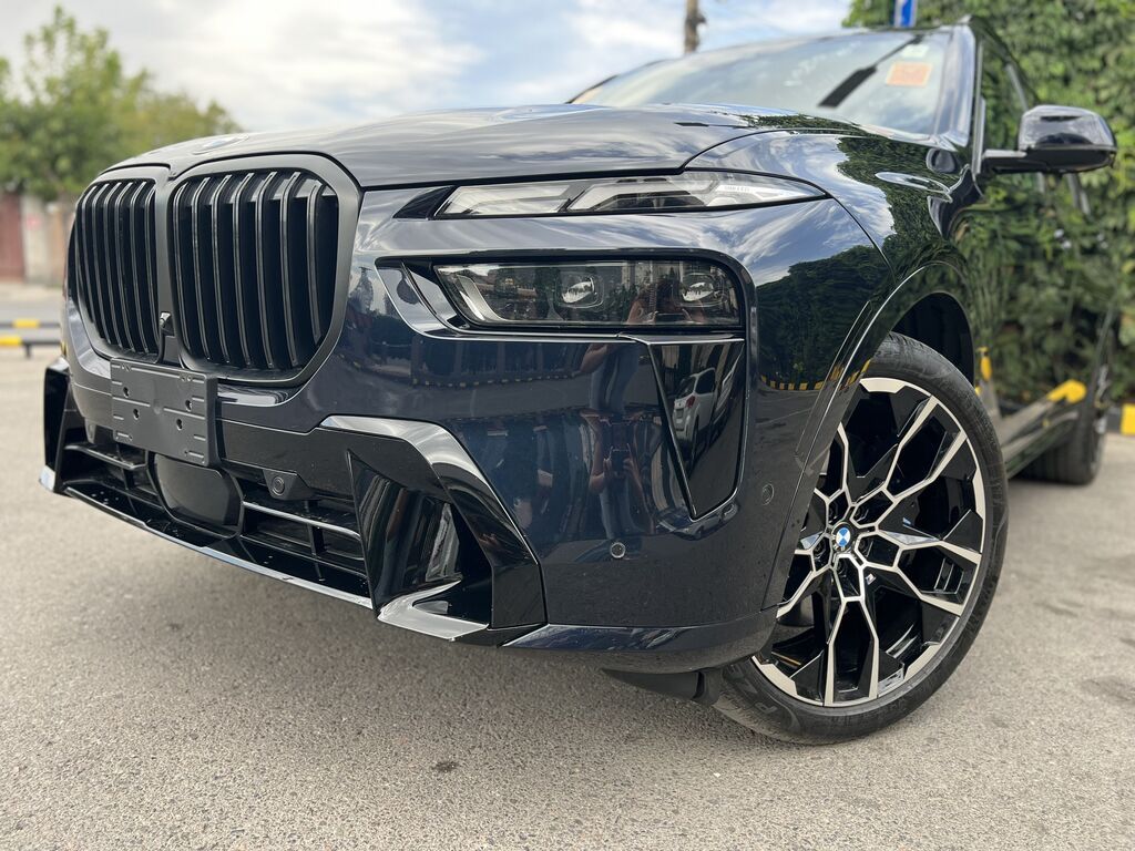 BMW X7: 2022 г., 3 л, Автомат, Бензин, Кроссовер: фото 7