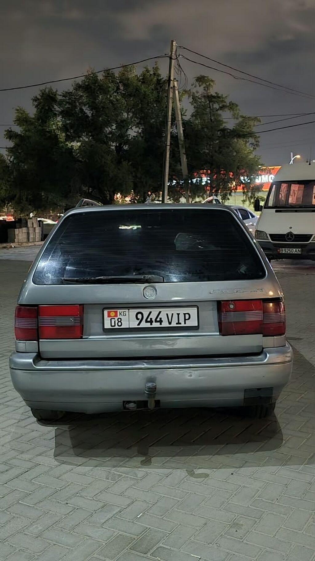 Volkswagen Passat Variant: 1994 г., 1.8 л, Механика, Бензин, Универсал: фото 2