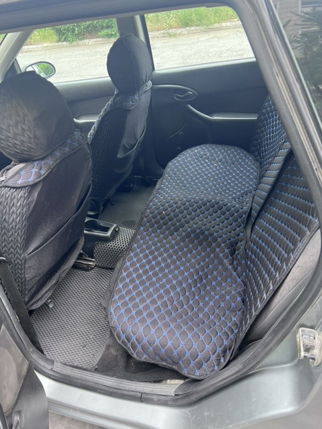 Ford Focus: 2003 г., 1.6 л, Механика, Бензин, Универсал: фото 4