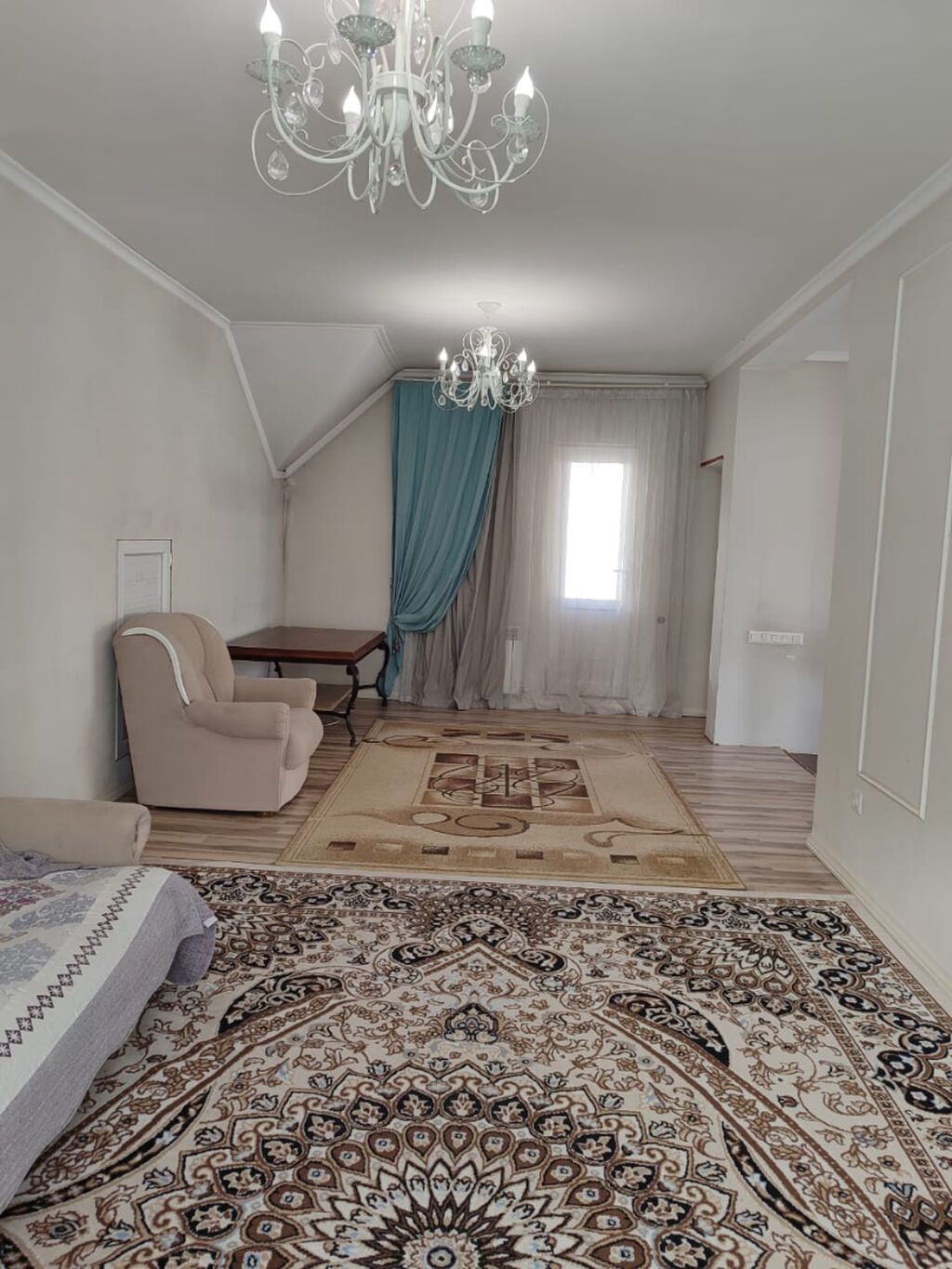 4 комнаты, 150 м², 4 соток, Бишкек, Городская больница №4 (ул. Айни) Агентство недвижимости: фото 4