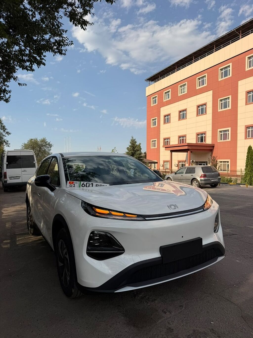 Changan Qiyuan Q05: 2026 г., Автомат, Электромобиль, Кроссовер: фото 3