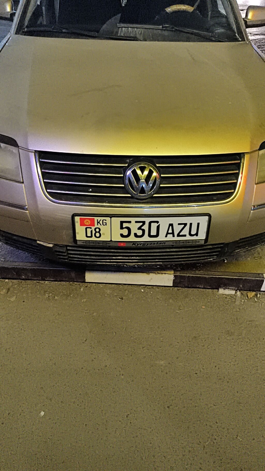 Volkswagen Passat: 2001 г., 1.8 л, Автомат, Бензин, Седан: фото 3