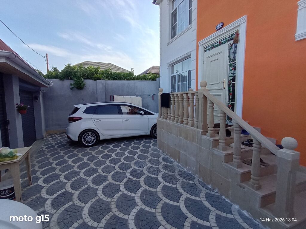 4 otaqlı, 120 kv. m, Kredit var, Yeni təmirli