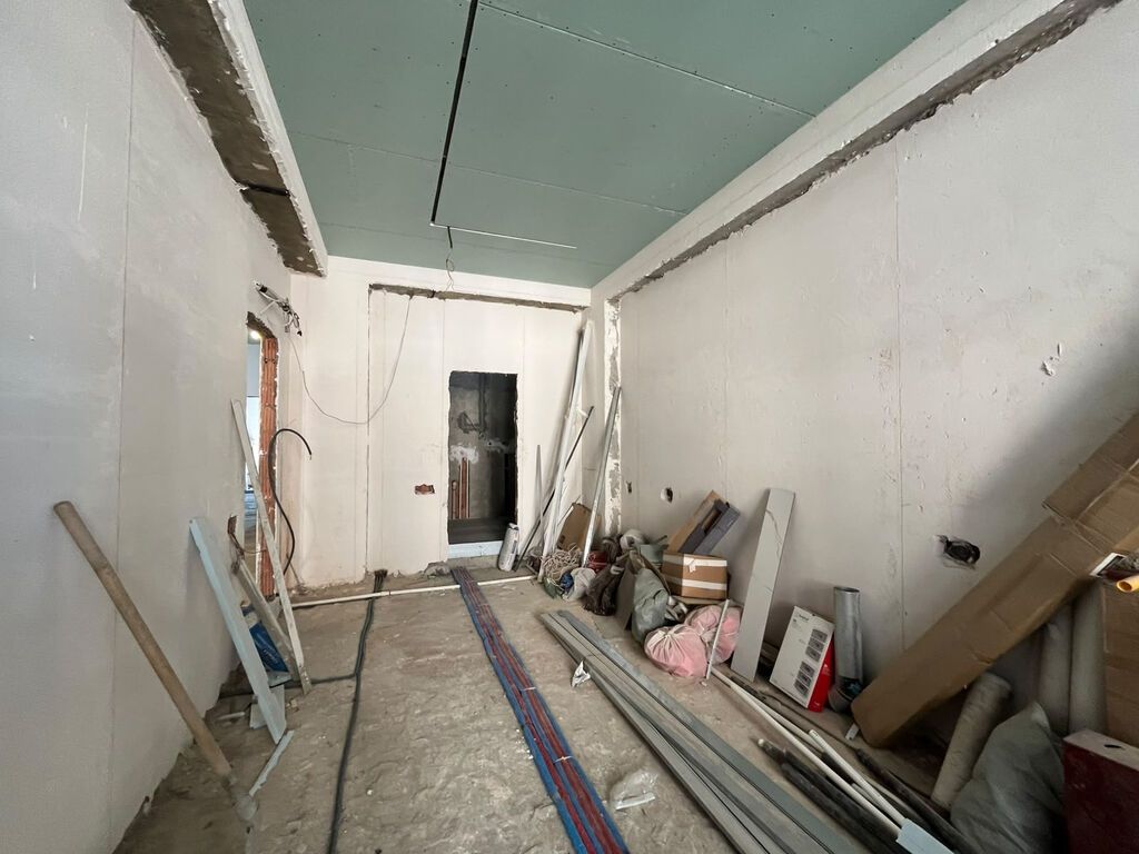 3 otaqlı, Yeni tikili, 145 kv. m